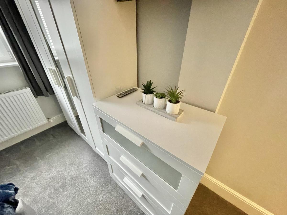 Hotel Lymm Living à Warrington  Extérieur photo