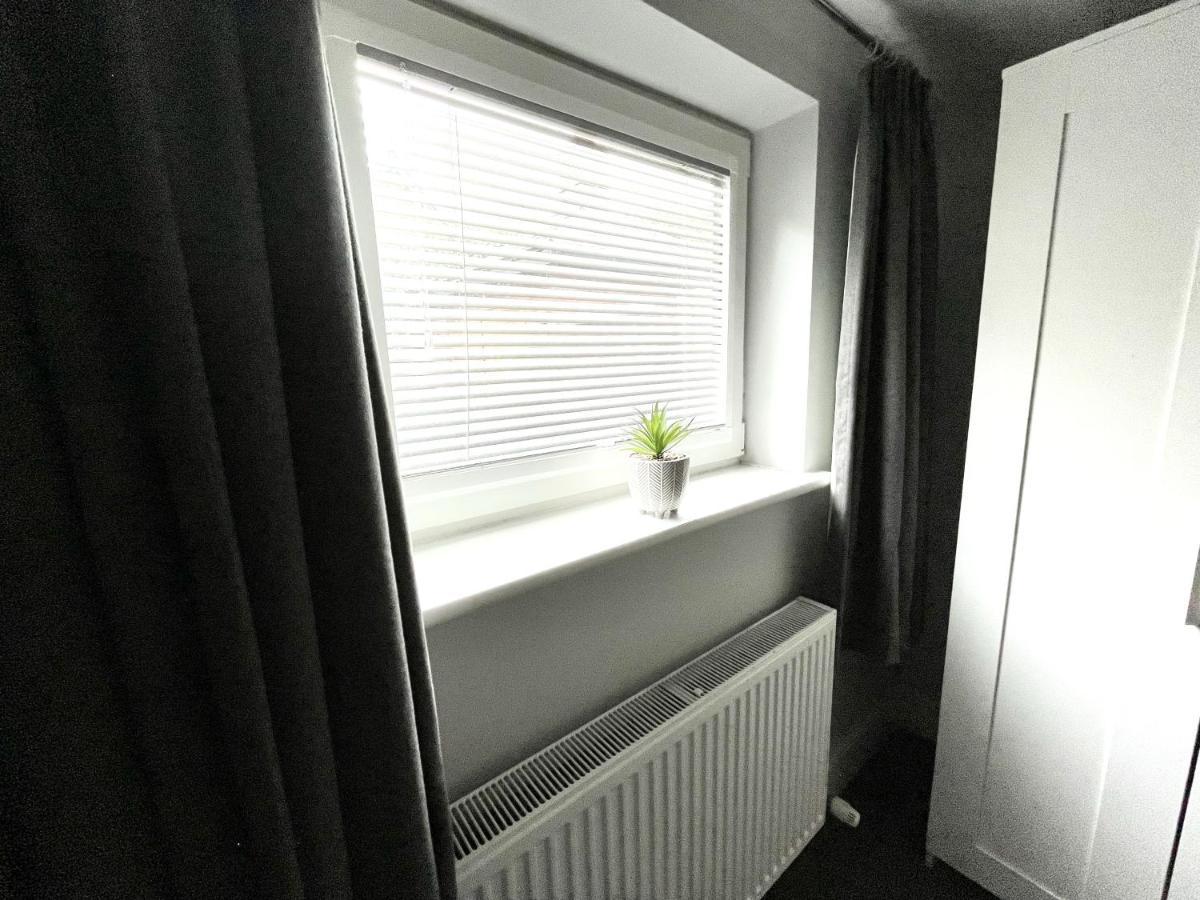 Hotel Lymm Living à Warrington  Extérieur photo