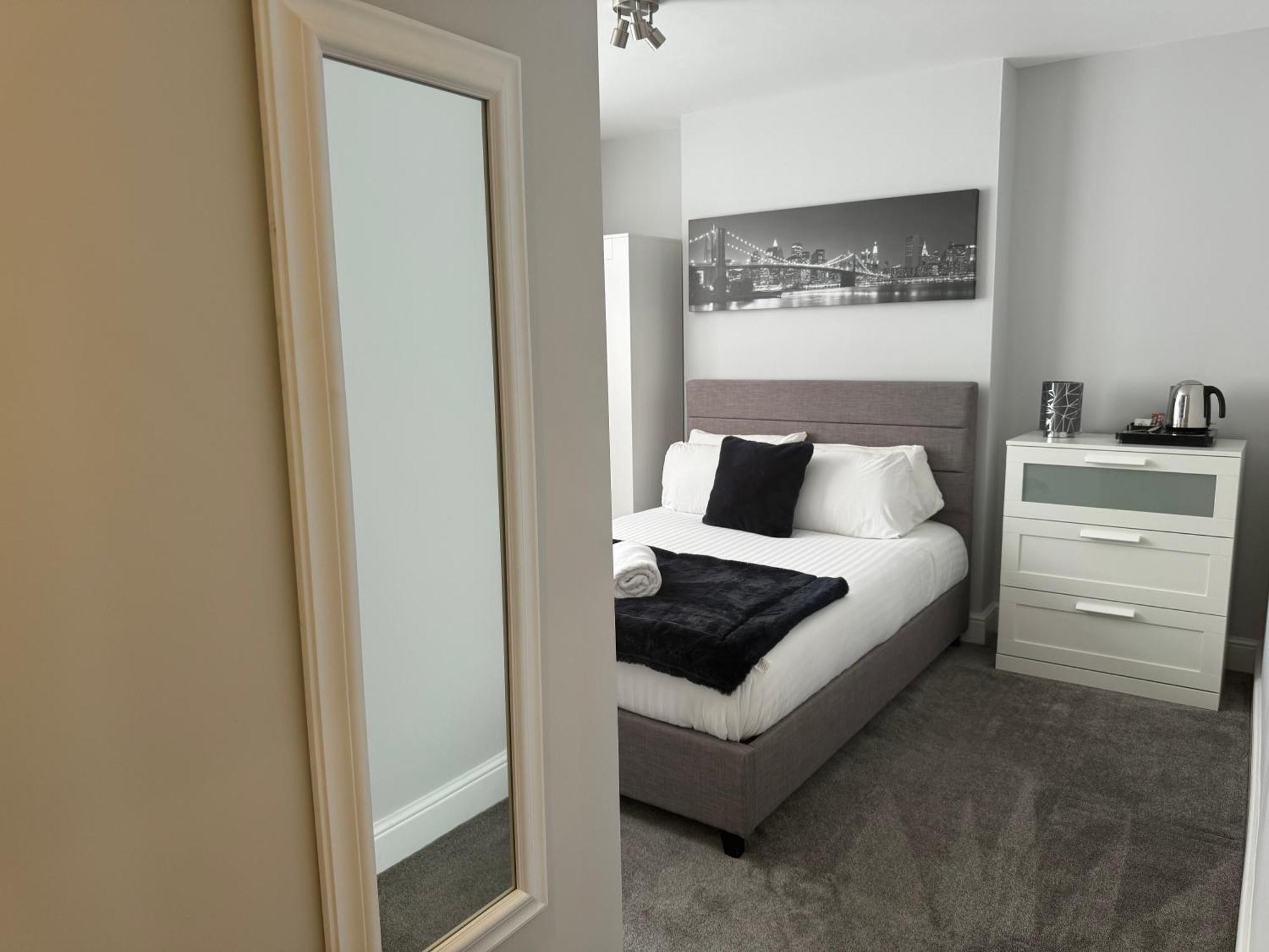 Hotel Lymm Living à Warrington  Extérieur photo