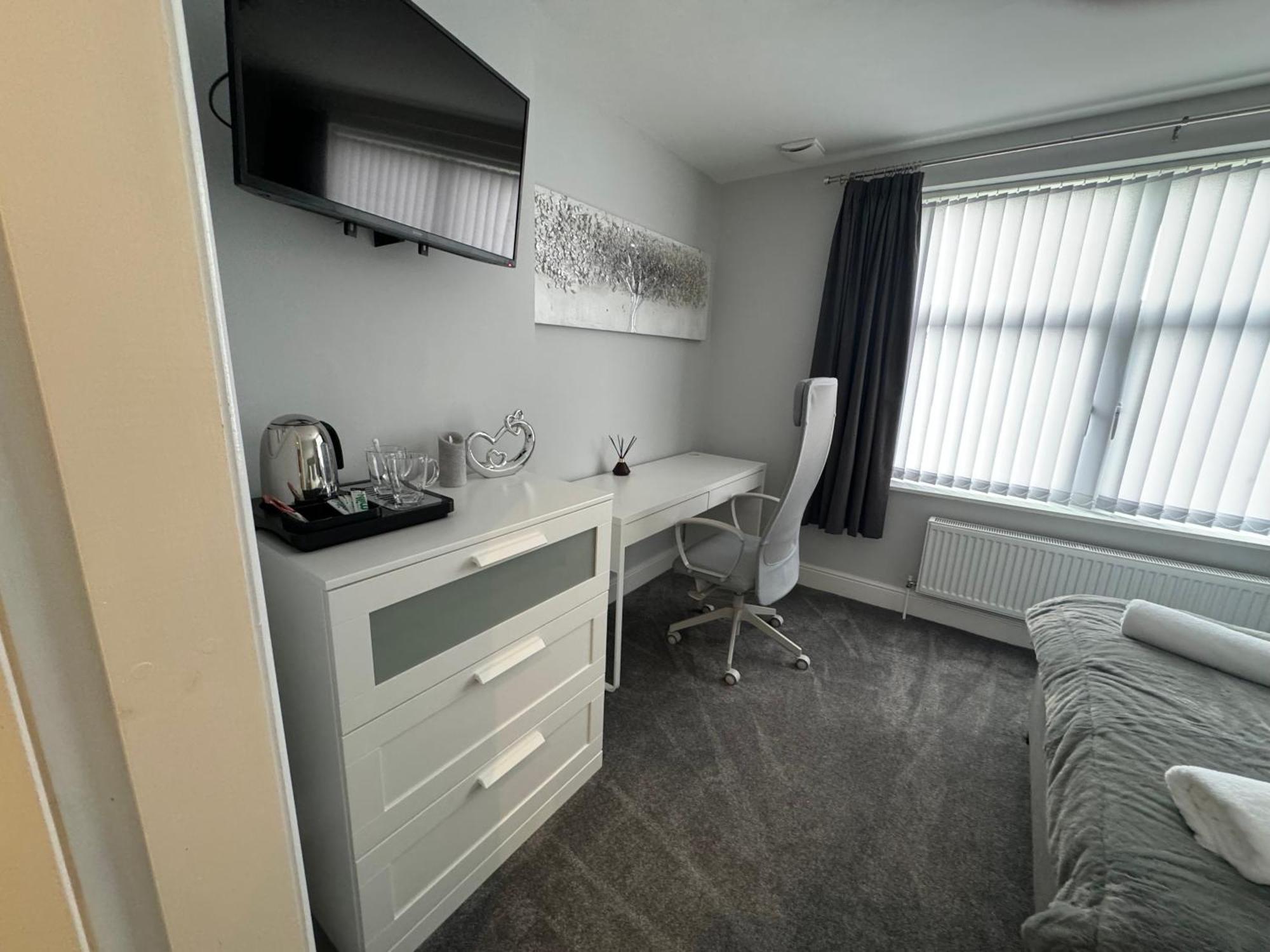Hotel Lymm Living à Warrington  Extérieur photo